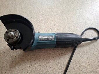 Úhlová bruska MAKITA GA5030R