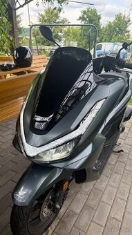 Honda pcx 125, 2025