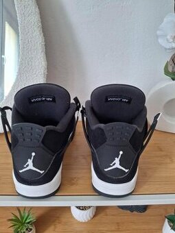 Jordan 4 retro White thunder - 1