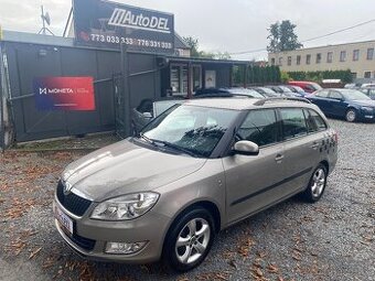 Škoda Fabia 1.2 TSi Serviska, Tažné, Výhřev