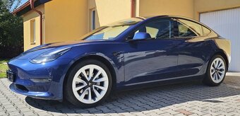 Krásná Tesla Model 3 Refresh LR 4x4 tažné, jen 98 tkm +DPH