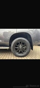 Alu kola Toyota Landcruiser + pneu