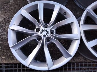 Prodám originální sadu disků Škoda Superb III 18"
