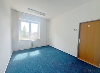 Pronájem 2 propojených kanceláří