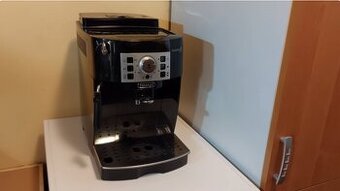 Prodám automatický kávovar De'Longhi Magnifica S Ecam 22.11