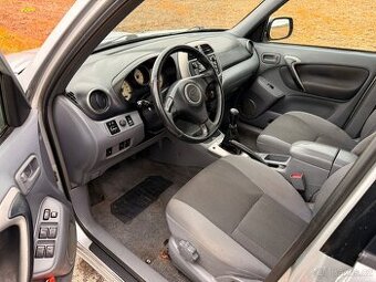 TOYOTA Rav4 2.0 D4D 4x4