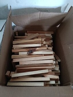 Prodám třísky na podpal