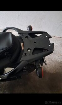 Prodám kufr Kappa + plotnu + montážní sadu na Suzuki V-Strom