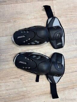 Chrániče loktů FOX TITAN