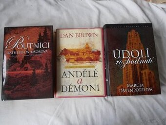 Wilbur Smith-Dan Brown a pod.