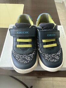 Prodám dětské botičky vel.23