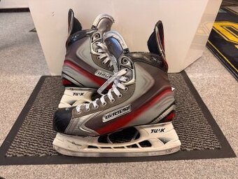BRUSLE BAUER VAPOR X6.0 , vel. 45/9,5 EE