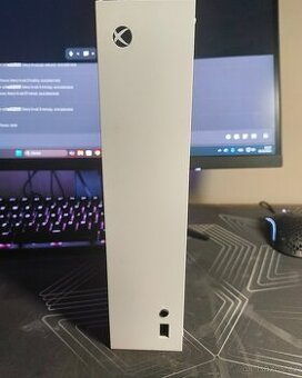 Xbox Series S 512GB a Herní ovladač (Jako nové)