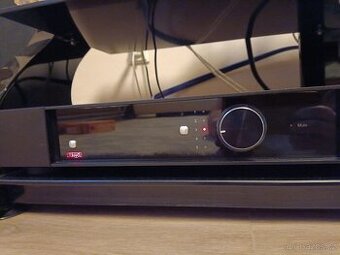 Rega Elex R  integrovaný zesilovač