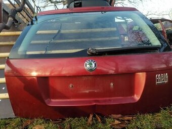 Kufr, 5. dveře Fabia 1