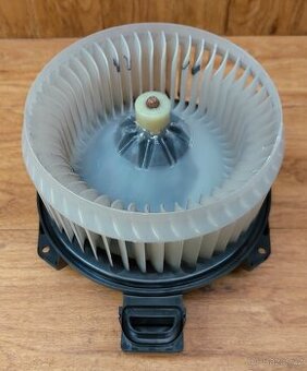 Jaguar XF, XJ 2014 Ventilátor topení/klimatizace