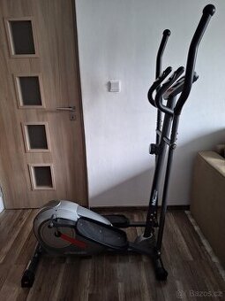 Eliptický trenažér