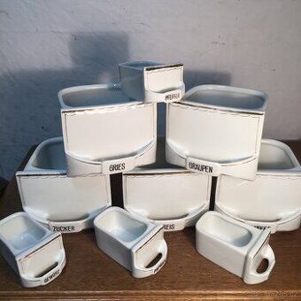 porcelánové dózy na potraviny šuplíky ... kořenky