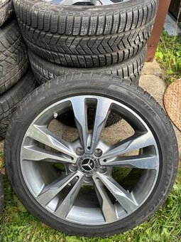 ALU KOLA MERCEDES C KLASSE W205 R18 ZIMA JAK NOVE