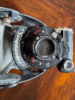 Starožitný skládací fotoaparát Voigtländer