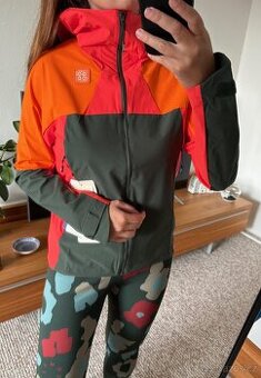 Nová softshellová bunda Majola Zaubernock, vel. XS