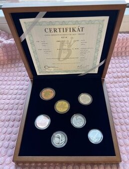 Sada oběžných mincí  2025 proof - dřevěná etue