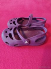 dětské dívčí letní boty pantofle Crocs vel.25