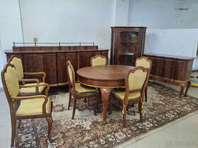 Starožitný nábytek z 30 let
