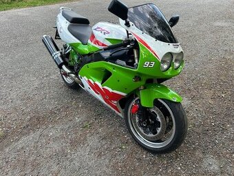 Kawasaki ZXR 750 L 1994 po renovaci