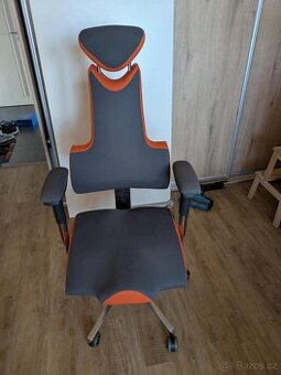 Ergonomická kancelářská židle THERAPIA
