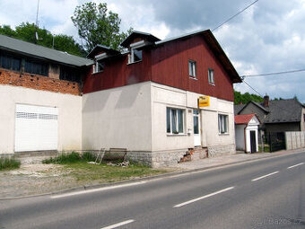 Pronájem SKLADU v Dolní Radechové