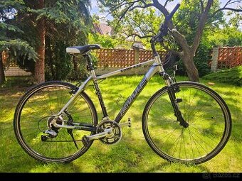 Trekingove Kolo Bulls 28