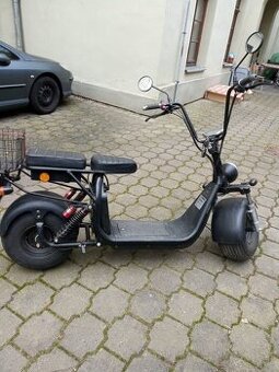Elekro skútr - koloběžka CHOPPER