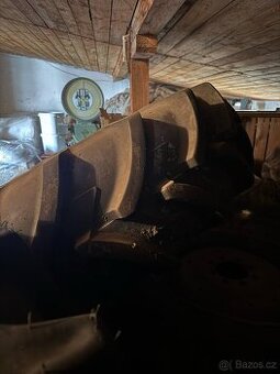 Pneu 420/85 R34 - 1