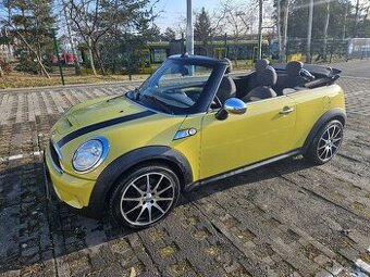Mini Cooper S, 174 PS, najeto 152 tis km rok 2009