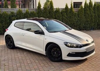 Volkswagen Scirocco 2.0 TSI R-Style DSG