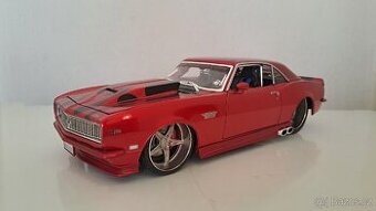 Chevrolet Camaro 1:18