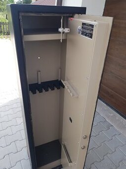 Trezor na zbraně