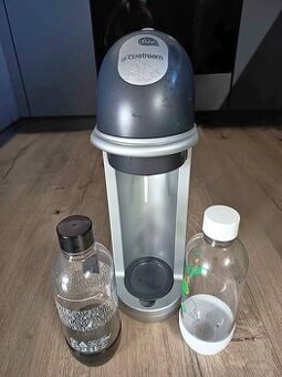 Sodastream stříbrný + 2 lahve