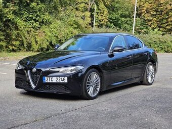 Alfa Romeo Giulia Super 2.2 JTDm, automat, 180hp