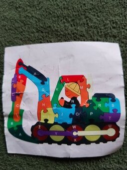 Dřevěné puzzle