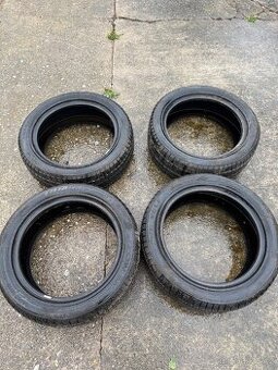 Zimni gumy velikosti R19,245/50 - 1