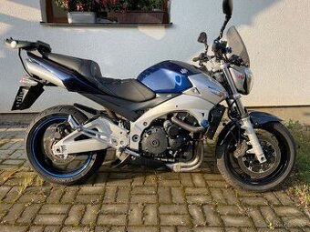 Suzuki GSR 600