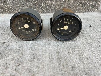 Budíky PAL – tlak oleje (0–10 bar, kPa×100)