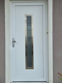 Vchodové dveře