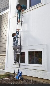 Evakuační požární žebřík.