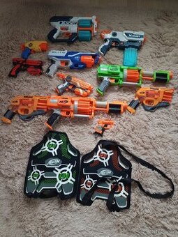 Sada pistolí na náboje