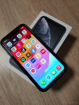 iPhone xr 64gb.