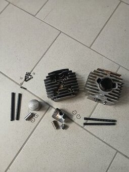 Babetta 210 válec, hlava