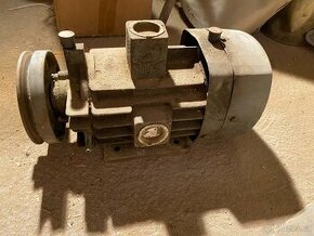 Vývěva z dojícího zařízen